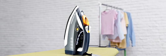 5 Advantages of Using a Steam Iron